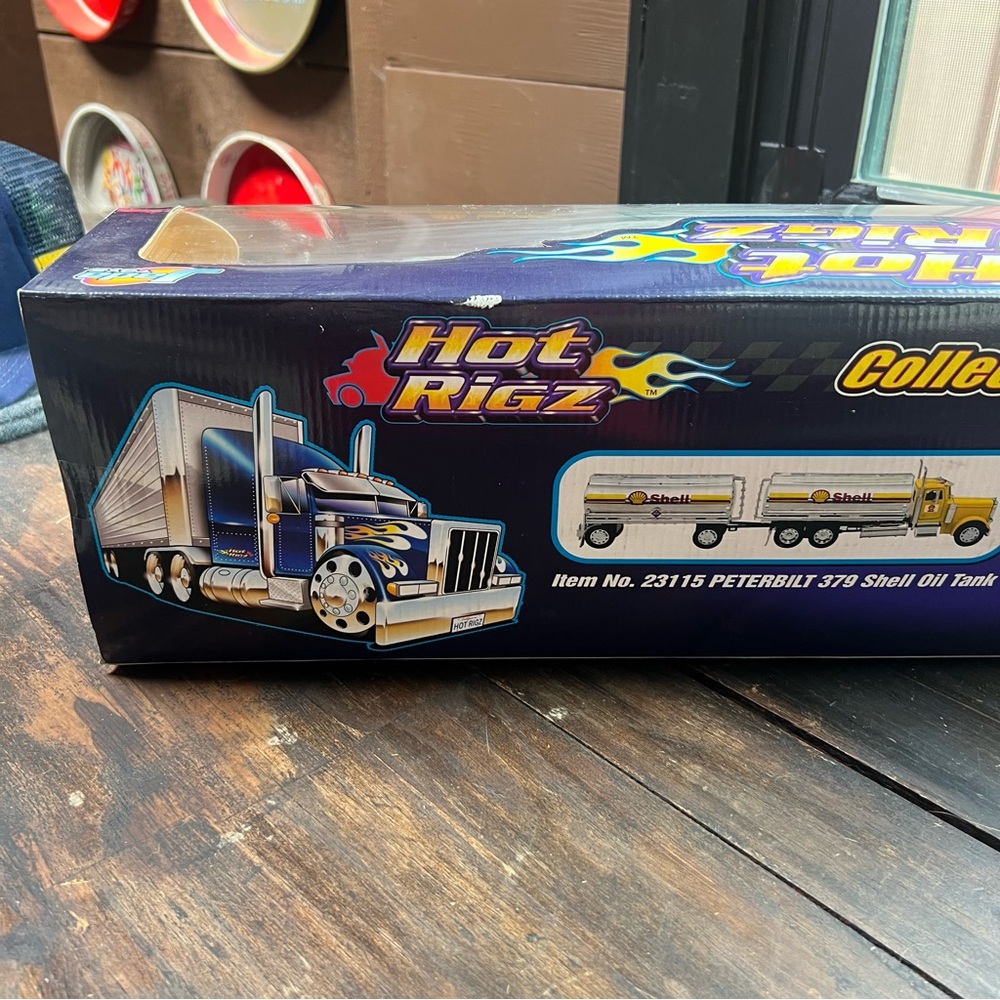 Shell Tanker Truck Toy - Yellow Hot Rigz - Picture 6 of 10